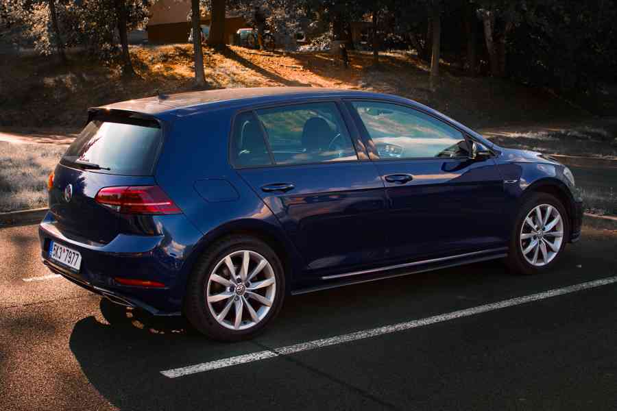 VW Golf 7.5 Manual R-line 2.0 TDI 110kw Highline 2018 - foto 4
