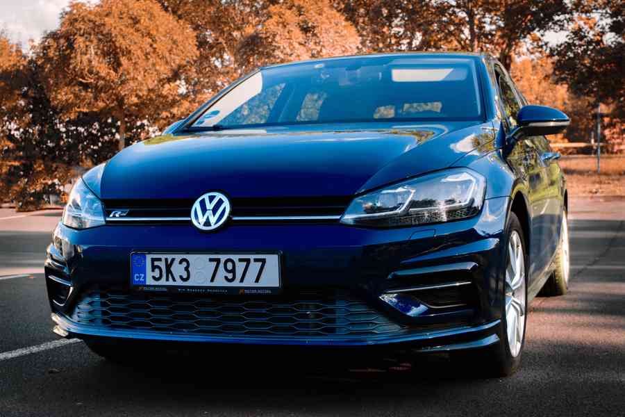 VW Golf 7.5 Manual R-line 2.0 TDI 110kw Highline 2018 - foto 3