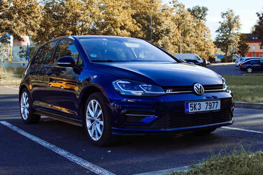 VW Golf 7.5 Manual R-line 2.0 TDI 110kw Highline 2018 - foto 1