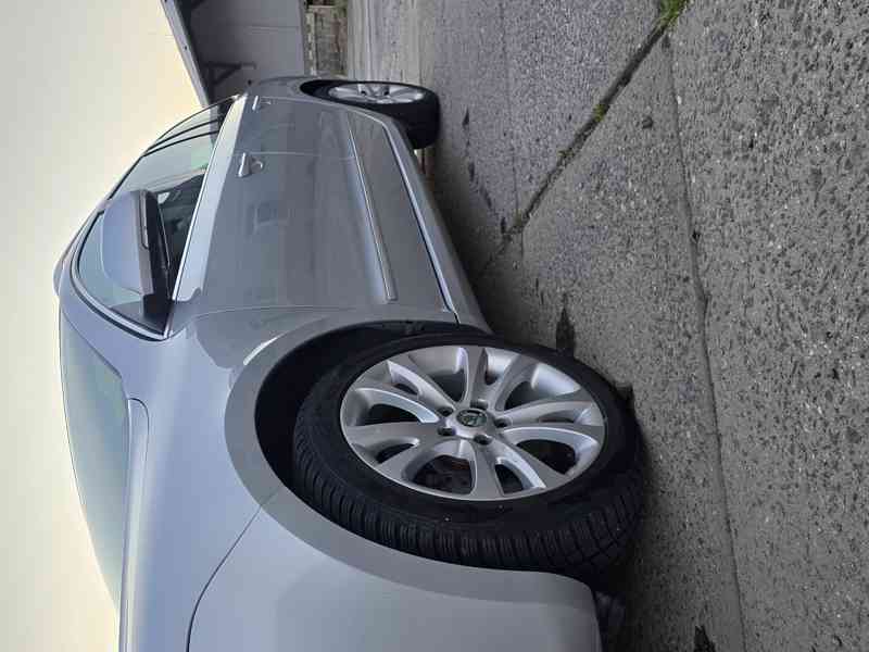 Škoda superb combi 2 dsg - foto 5