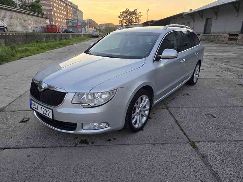 Škoda superb combi 2 dsg - foto 1
