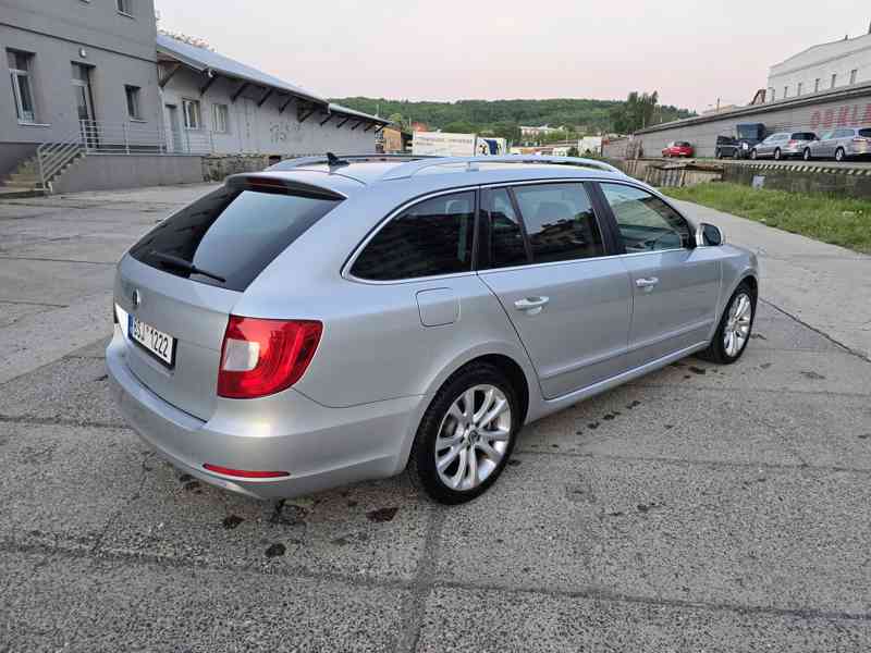 Škoda superb combi 2 dsg - foto 3