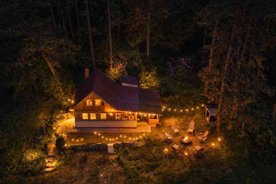 Dům u lesa s výhledem na Vltavu v Roztokách u Prahy - foto 3
