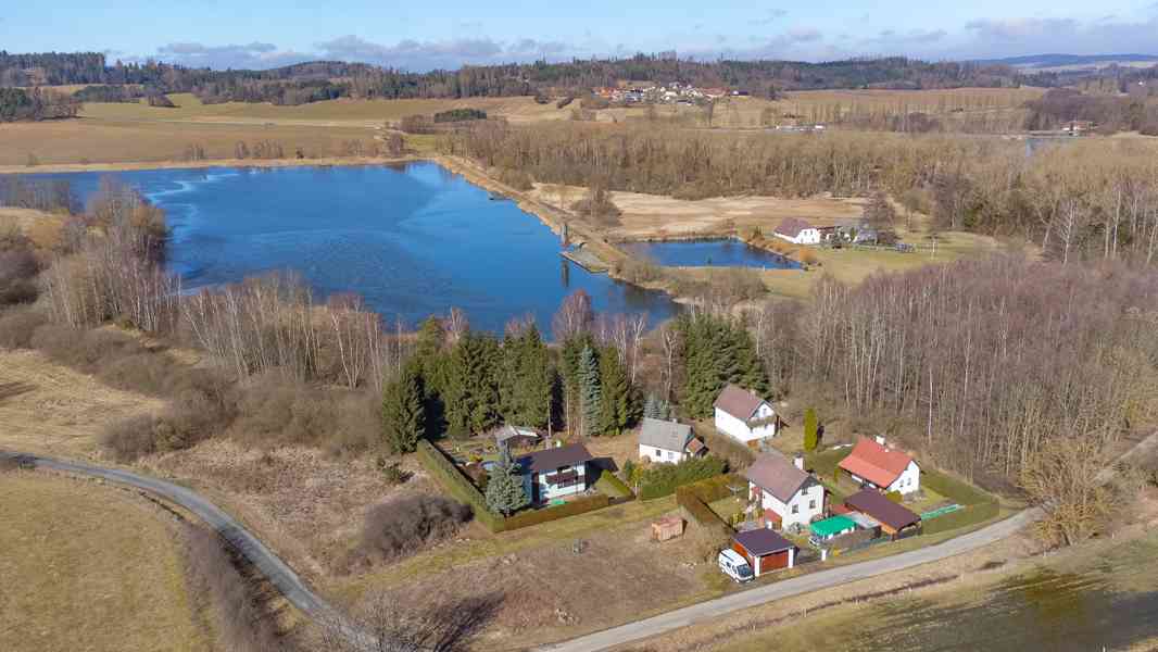 Prodej zděné rekreační chaty u Klatov - foto 25