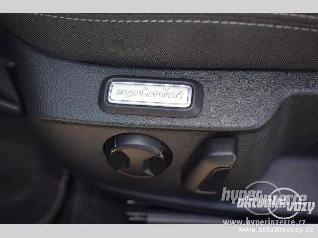 Nový vůz Volkswagen Passat 2.0, nafta, automat, rok 2017 - foto 7
