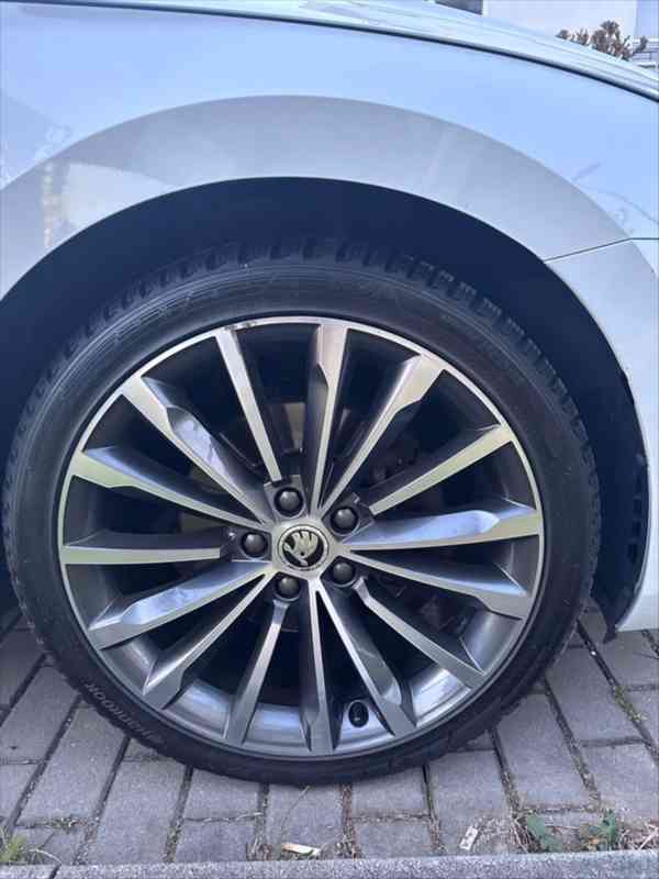 Škoda Superb 2,0   IIII Combi L&K – TDI - foto 7