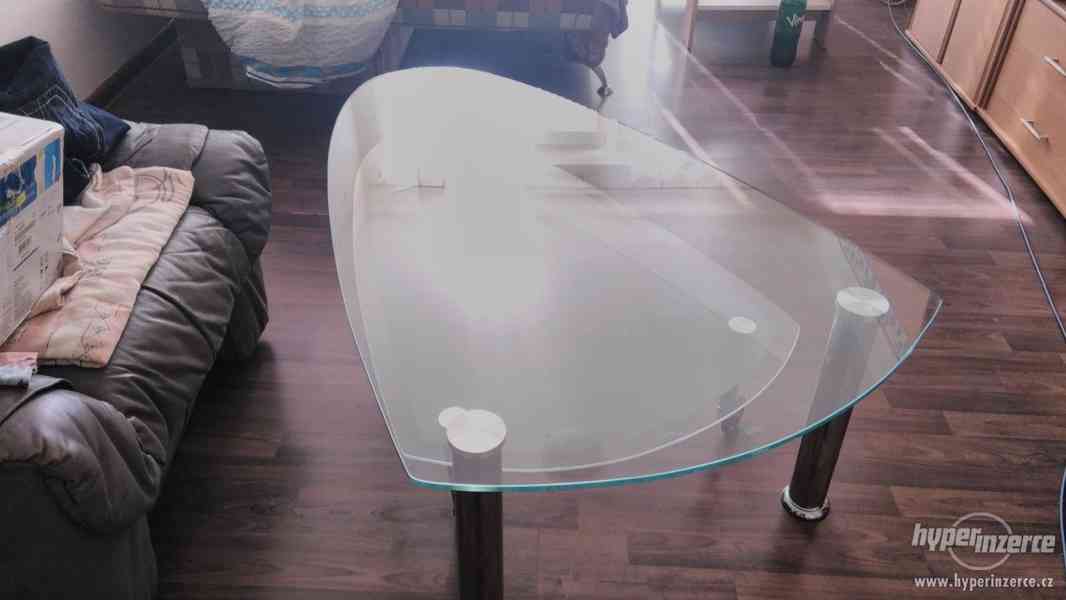 Konferenční stolek - skleněný + chrom - foto 3
