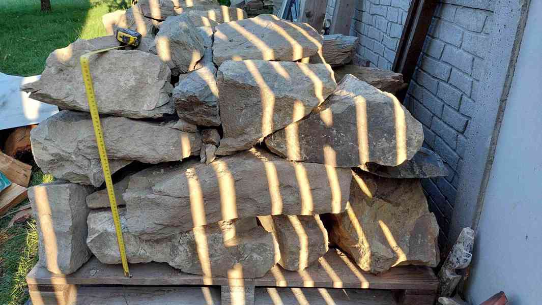 Stavební kámen - droba - foto 2