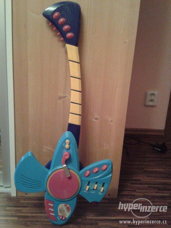 Dětská kytara - foto 1