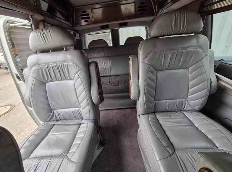 Chevrolet Astro Van 4,3i benzín 139kw - foto 13