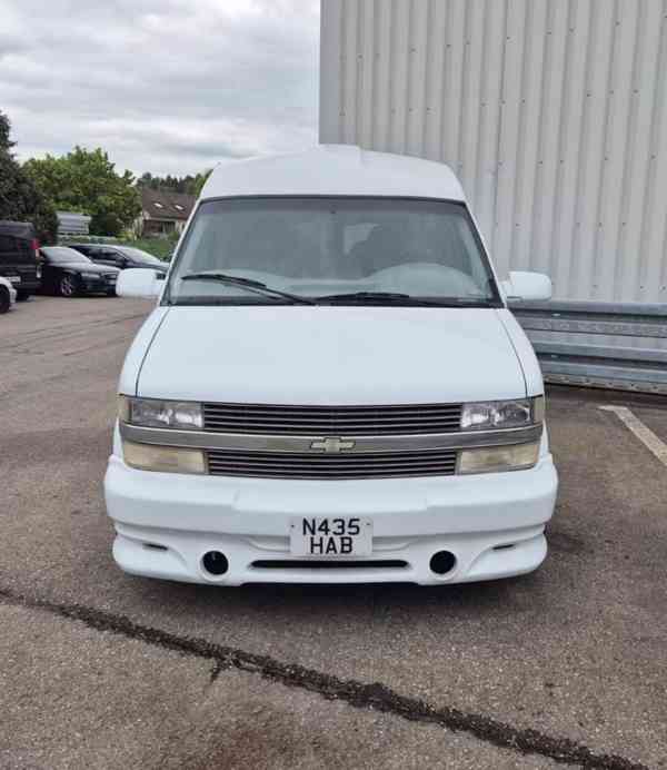 Chevrolet Astro Van 4,3i benzín 139kw - foto 7