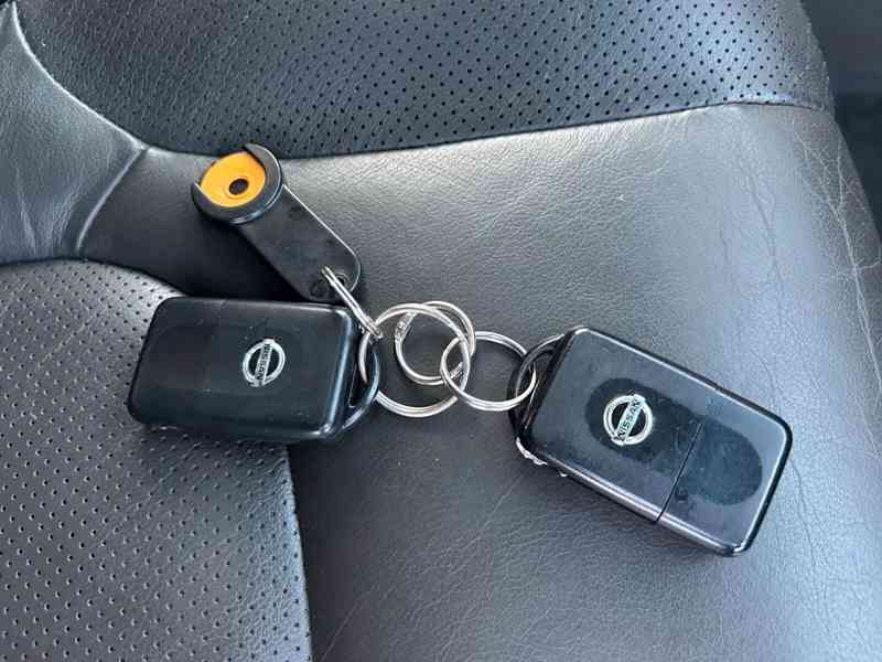 Nissan Pathfinder2.5 dCi Premium 128kw - foto 25