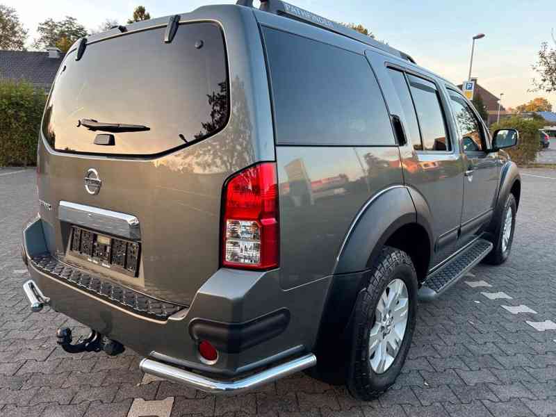 Nissan Pathfinder2.5 dCi Premium 128kw - foto 13
