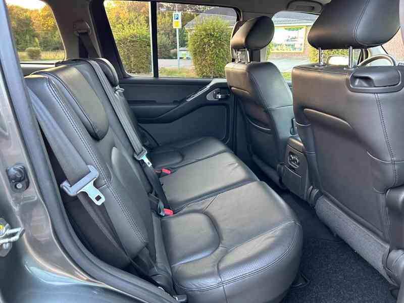 Nissan Pathfinder2.5 dCi Premium 128kw - foto 10