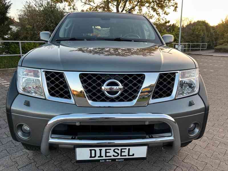 Nissan Pathfinder2.5 dCi Premium 128kw - foto 24