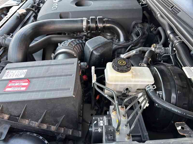 Nissan Pathfinder2.5 dCi Premium 128kw - foto 19