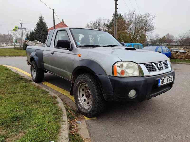 Nissan Navara 2,5   (4x4) - King Cab - 98kw - foto 8