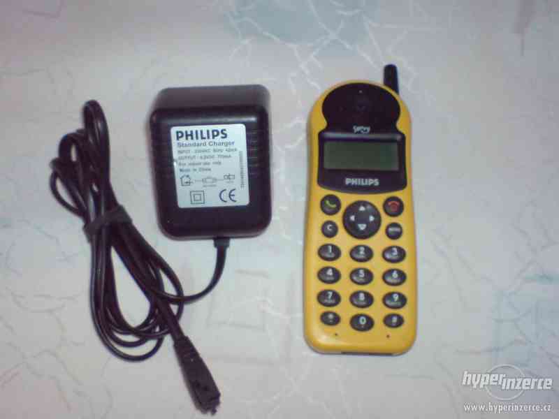 Telefon Philips SAVVY + nabíječka - foto 3