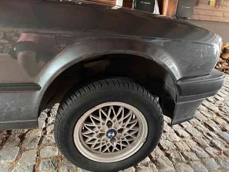 BMW Řada 3 e30 - foto 16