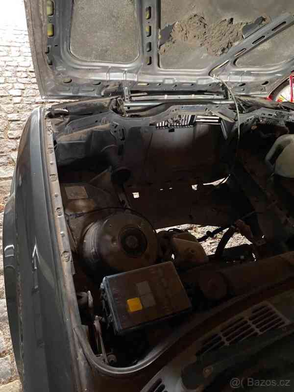 BMW Řada 3 e30 - foto 11