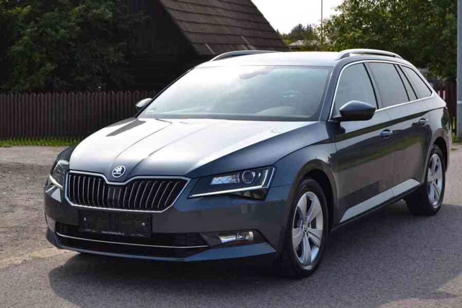 Škoda Superb 2.0 TDI Style DSG Navi kombi 78 650km - foto 1