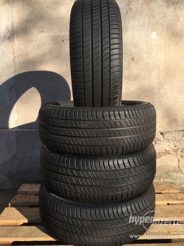 Letní pneu 215 50 18 Michelin zánovní - bazar - Hyperinzerce.cz