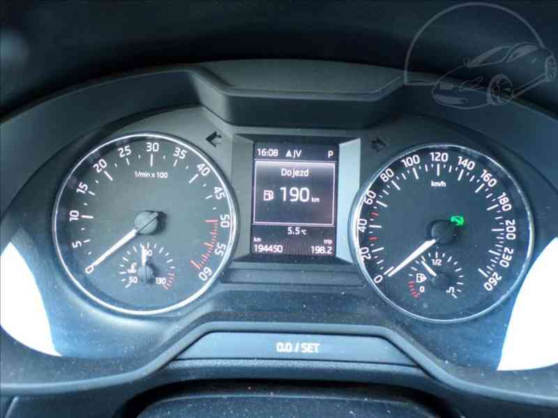 Škoda Octavia 2,0 TDI AUTOMAT,TAŽ.ZAŘ. - foto 6