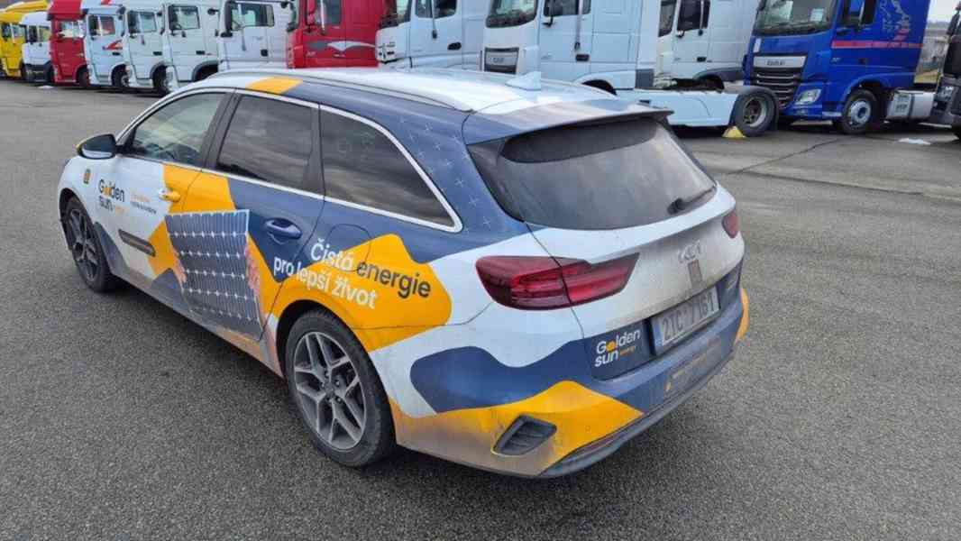 KIA Ceed SW CD 1,5 T-GDi GPF 7DCT TOP - foto 4