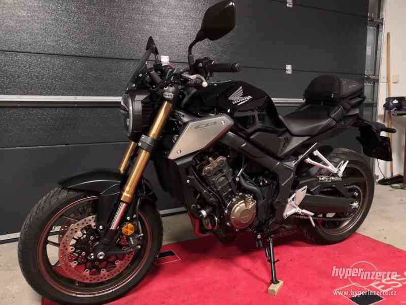 Nabízím Honda cb 650 r r.v.2019,koupena v ČR,ABS,3500km