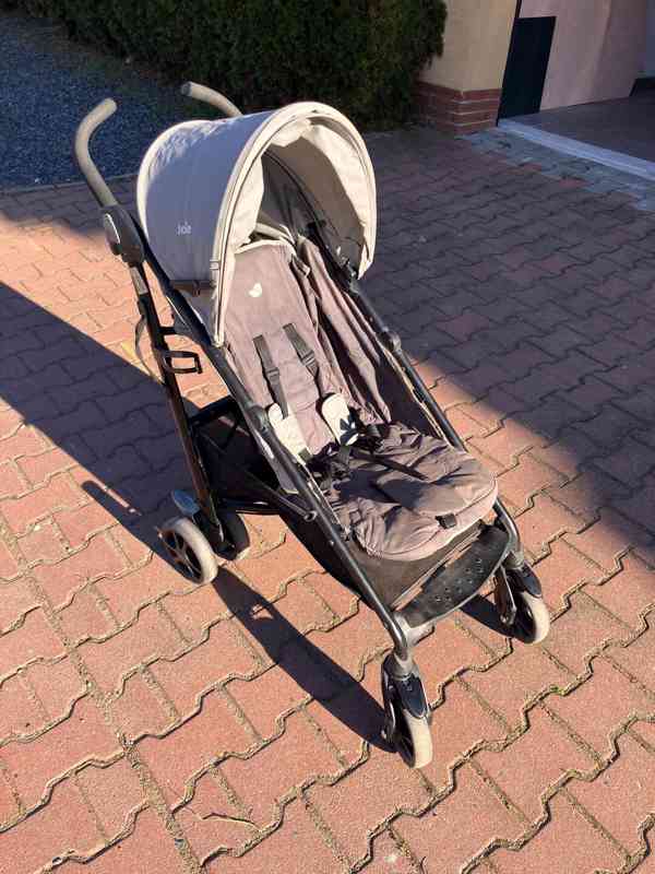 Kočárek JOIE Brisk LX Ember golfové hole - foto 2