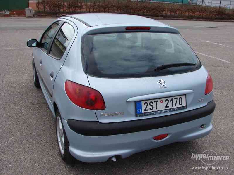 Peugeot 206 1.4i r.v.2003 (STK:3/2022) - foto 4