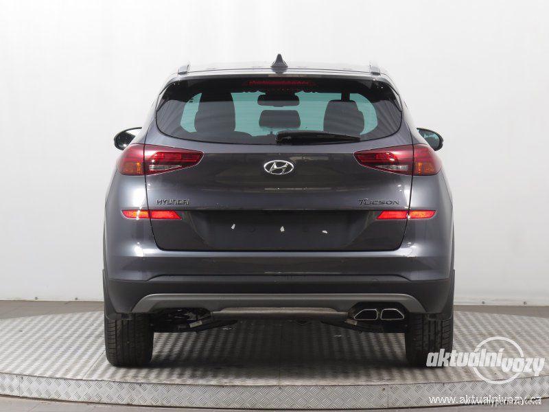Hyundai Tucson 1.6, benzín, vyrobeno 2018 - foto 10