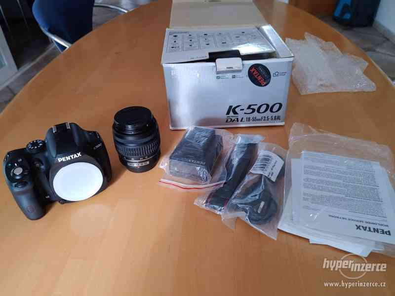 Prodám novou zrcadlovku Pentax k-500 + 18-55mm f3.5-5.6 - foto 2