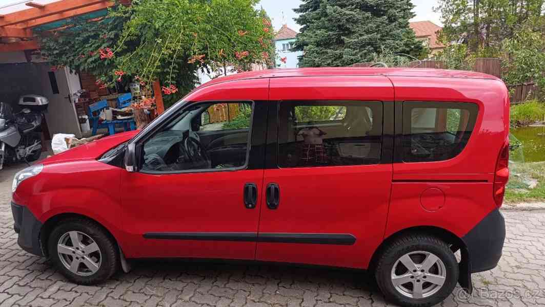 Fiat Dobló 1,6   DOBLO CARGO COMBI JTD 105 R - foto 6