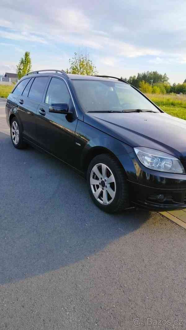 Mercedes-Benz Třídy C 200 rok 2011 nafta - foto 9