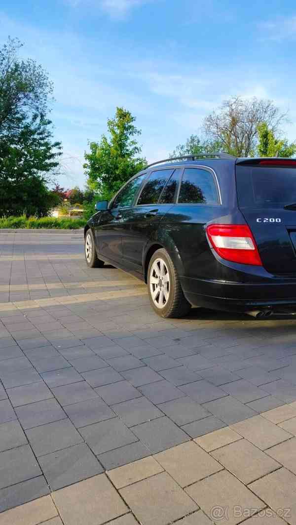 Mercedes-Benz Třídy C 200 rok 2011 nafta - foto 10