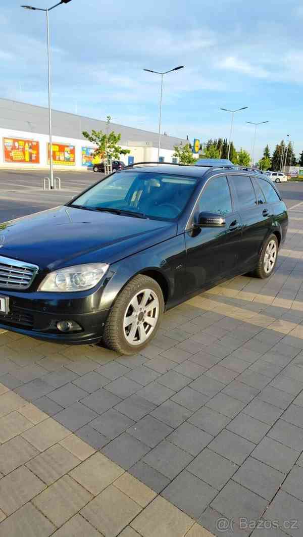 Mercedes-Benz Třídy C 200 rok 2011 nafta - foto 5