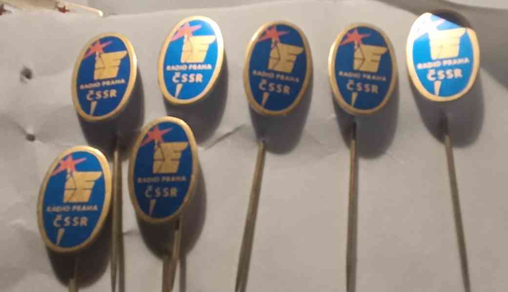 Sběratelský odznak Radio Praha ČSSR aluminiový - foto 2