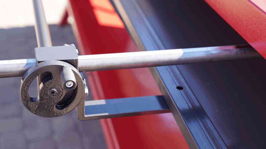 Tabulové nůžky na rezani plechu GLT 3050/1,25 - foto 8