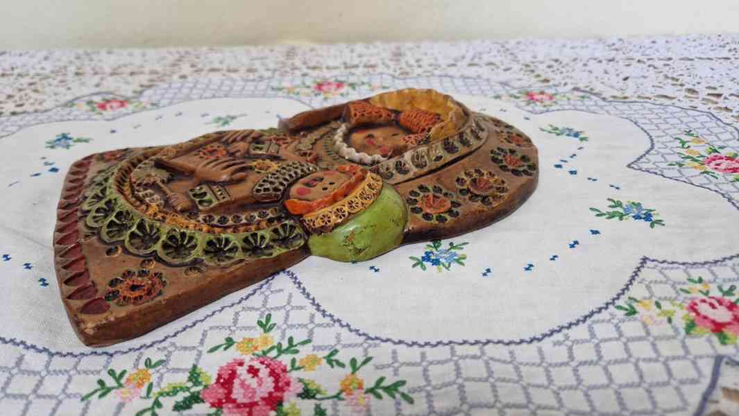 Zajímavý starý Reliéf na zeď Madona s dítětem - foto 7