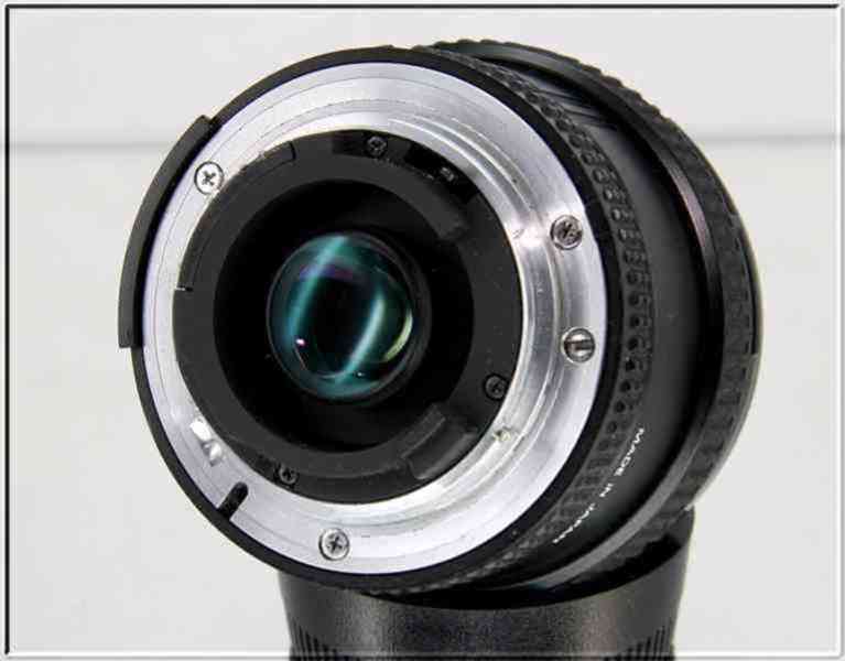 Nikon AF 20mm f/2.8 **FX, 1:2.8 pevný, širokoúhlý Objektiv - foto 4