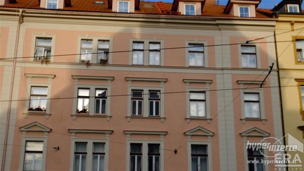 Pronájem krásného, světlého bytu 2+1, 54 m?, v atraktivní lokalitě Hradčan   ul. Keplerova,Praha 1 - foto 22