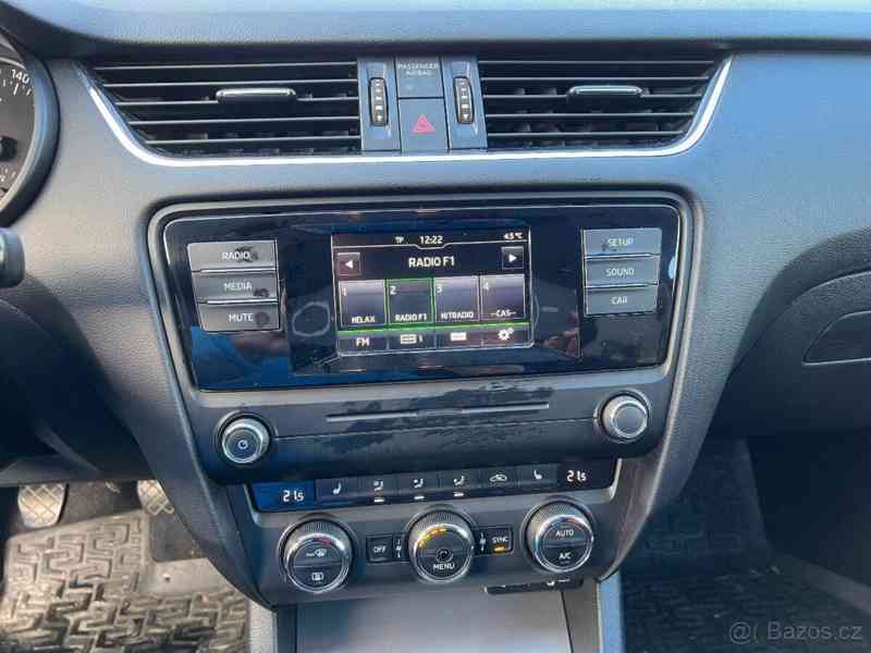 Škoda Octavia 1,4 TSI CNG + Benzín - foto 14