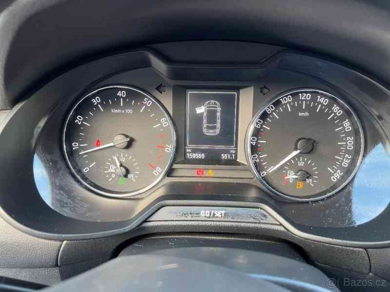 Škoda Octavia 1,4 TSI CNG + Benzín - foto 11
