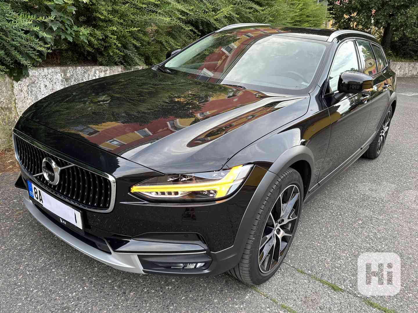 Volvo V90 Cross Country D5 - foto 1