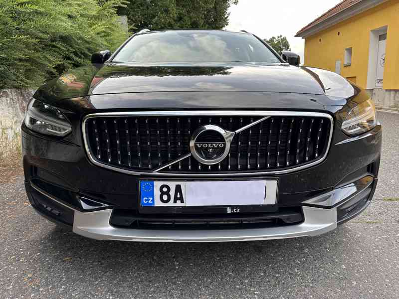 Volvo V90 Cross Country D5 - foto 4