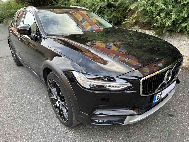 Volvo V90 Cross Country D5 - foto 7