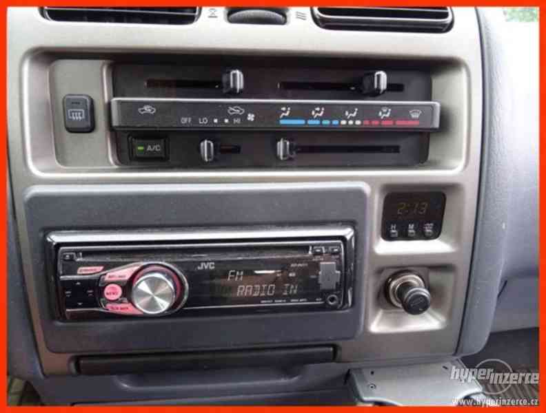 Toyota HIACE 2.5 D-4D 4WD Rarita - foto 4