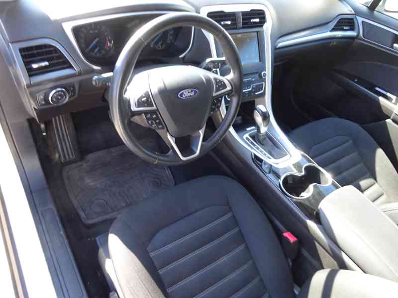 Ford Mondeo 2.0 TDCI r.v.2015 (110 kw) AUTOMAT - foto 5