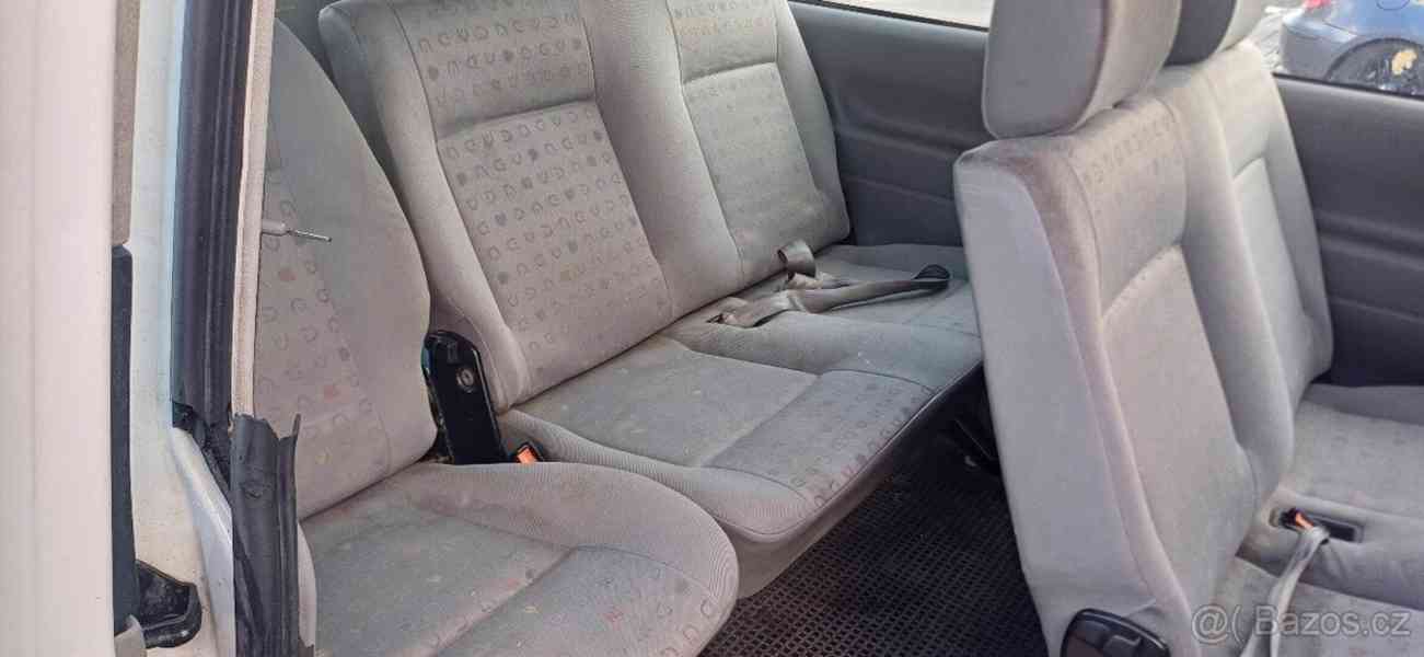 Volkswagen Caravelle 2,5   T4 tdi 75kw long - foto 10